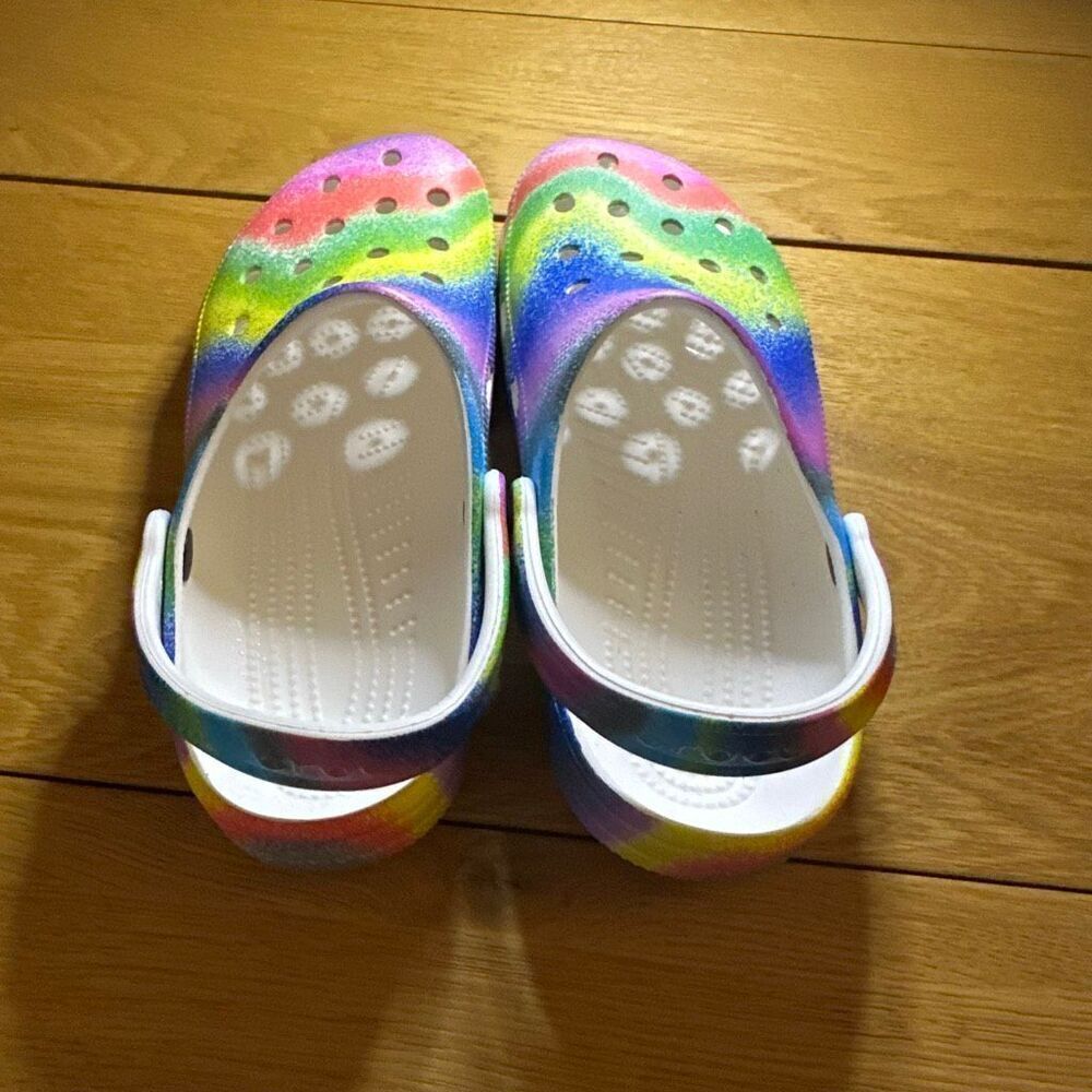 crocs tie dye m7 w9 - Picture 2 of 6